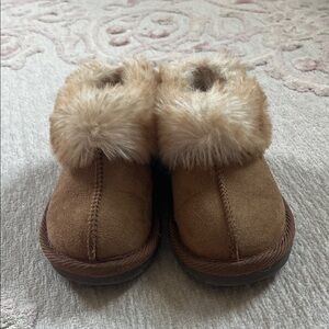 Cat & Jack Brown Kids Shoes with Faux Fur